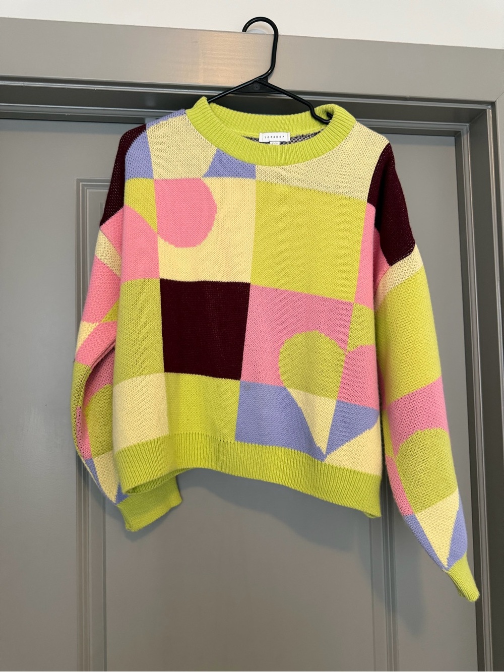 Topshop Women's Colorblock Heart Pattern Cropped Sweater - Lime/Pink